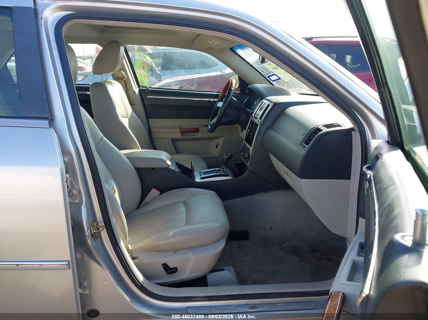 2006 CHRYSLER 300C auction photo 5