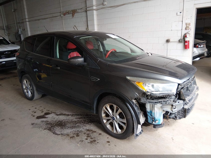 Vin: 1fmcu0gd0hua82113, lot: 46536825, ford escape se 2017 img_1