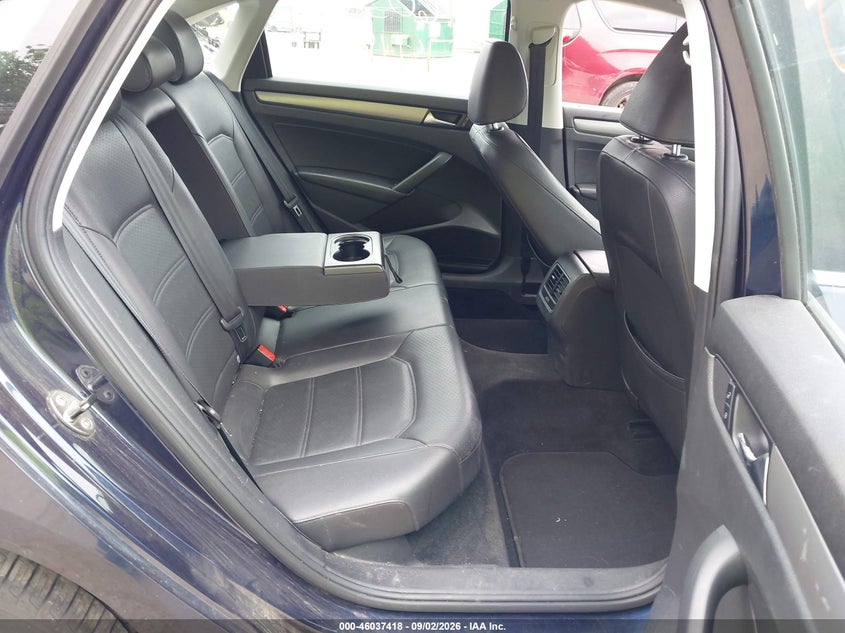 VOLKSWAGEN PASSAT 2014 VIN 1VWBP7A32EC005922