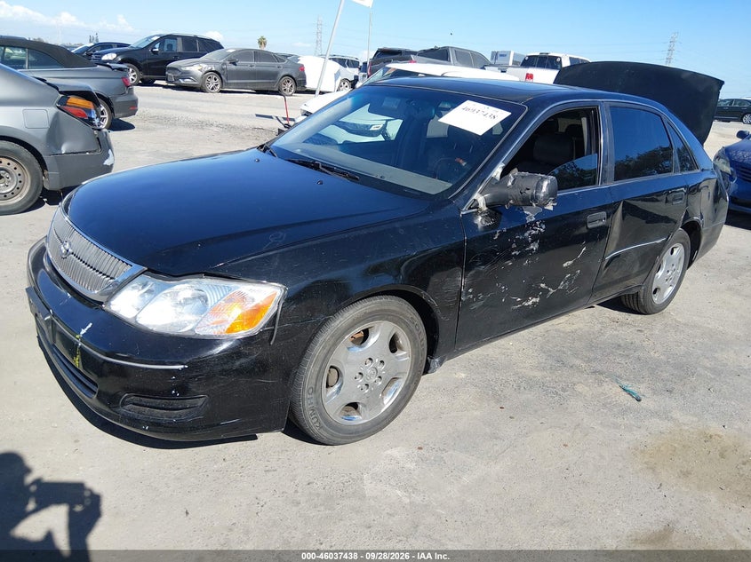 2004 TOYOTA AVALON auction photo 2