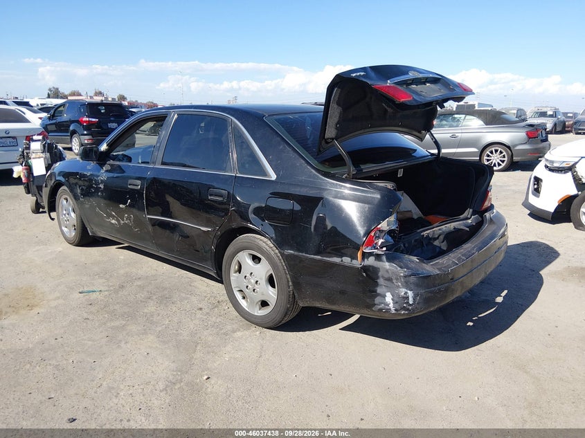 2004 TOYOTA AVALON auction photo 3