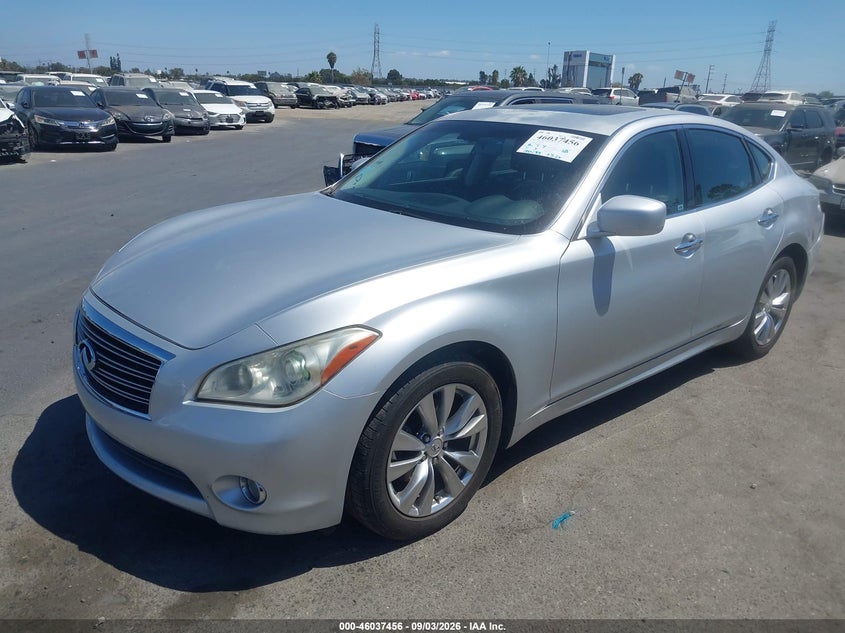 2013 INFINITI M SEDAN 3.7L V-6 DOHC, VVT, 330HP