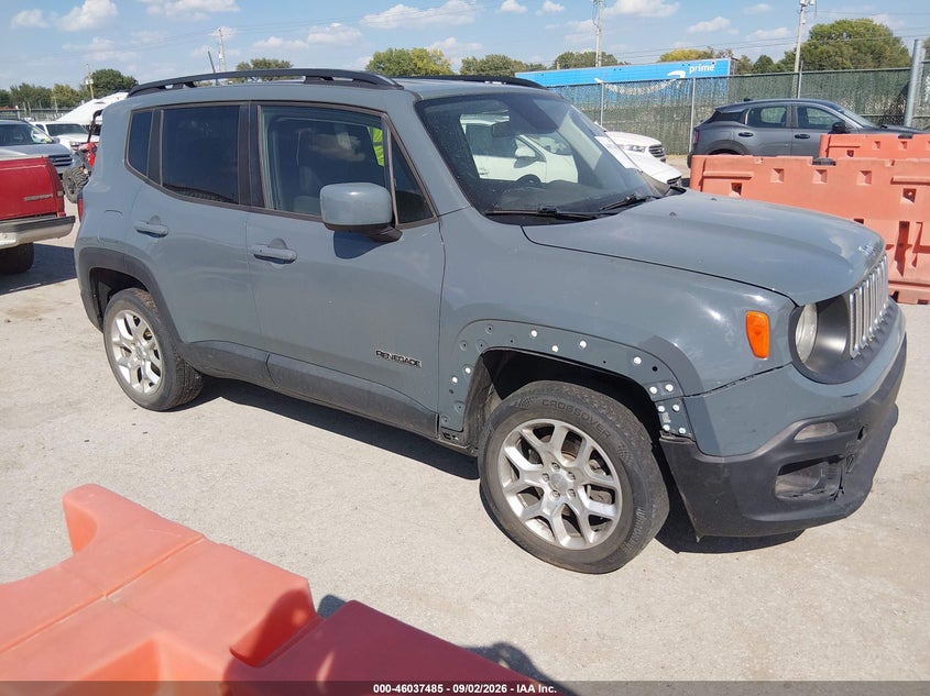 Vin: zaccjbbb7jph99923, lot: 46536904, jeep renegade latitude 4x4 2018 img_1