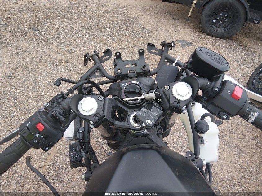 KAWASAKI EX500 2025