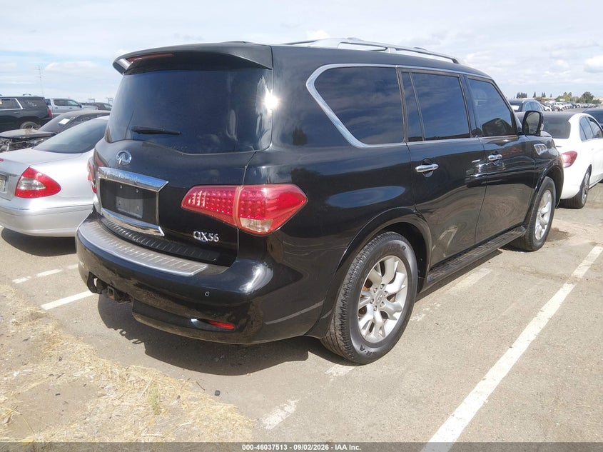 2013 INFINITI QX56 auction photo 4