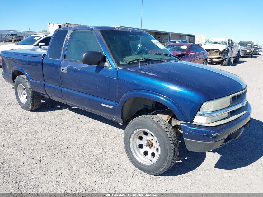 2002 CHEVROLET S-10 auction photo 1