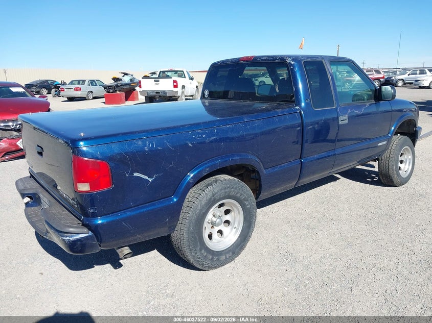 2002 CHEVROLET S-10 auction photo 4