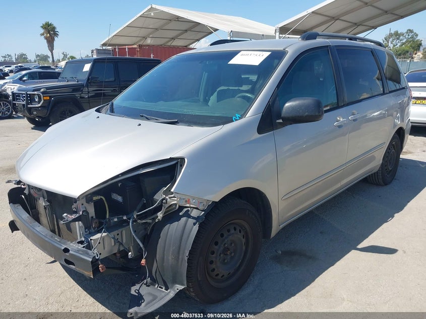 Vin: 5tdkk4cc4as312692, lot: 46536952, toyota sienna ce 20102