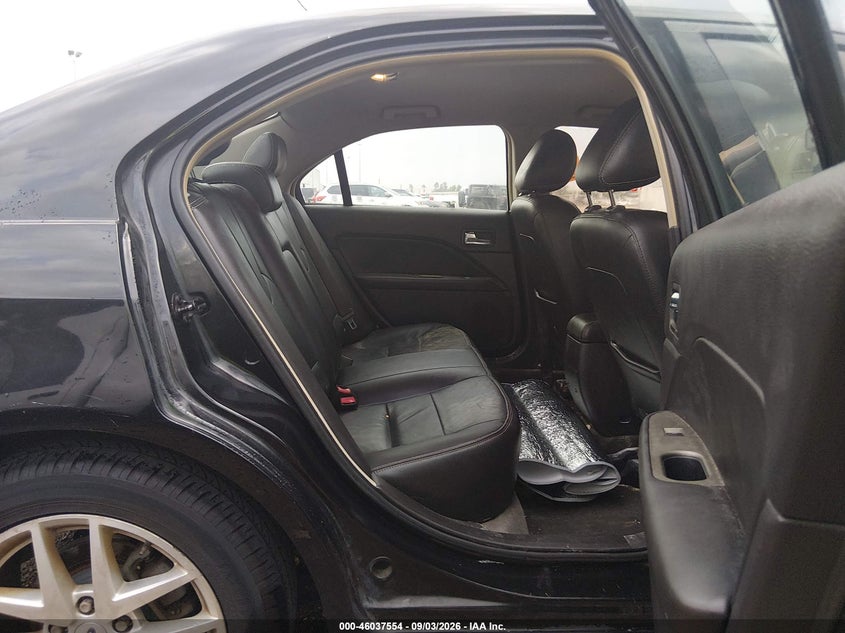 2011 FORD FUSION auction photo 8