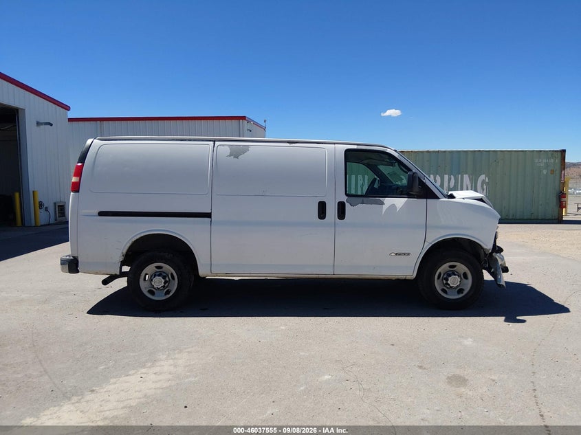 CHEVROLET EXPRESS 2006 VIN 1GCGG25U261180313