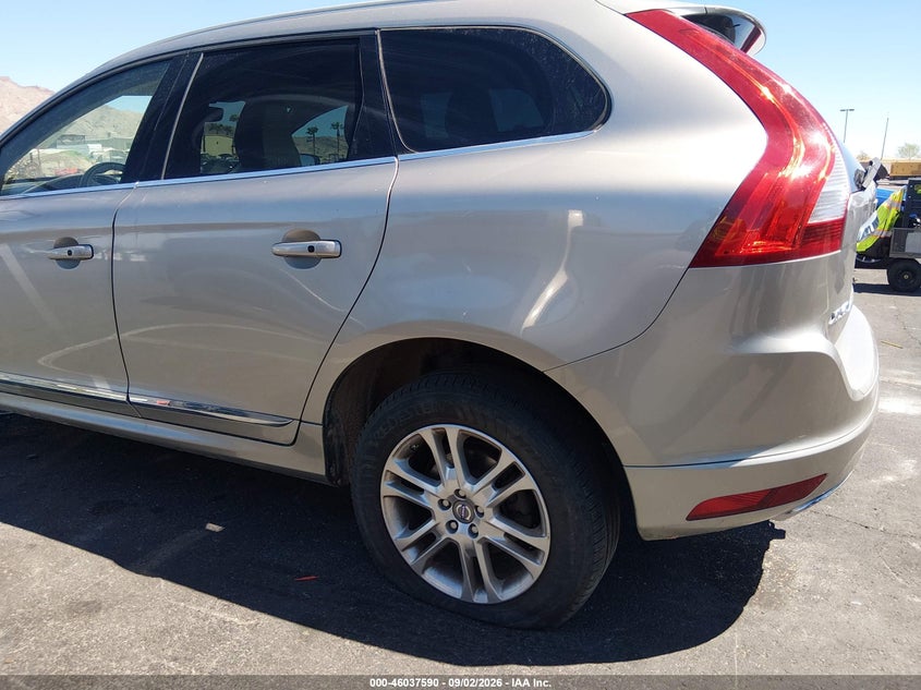 VOLVO XC60 2015 VIN YV4612RK6F2633295