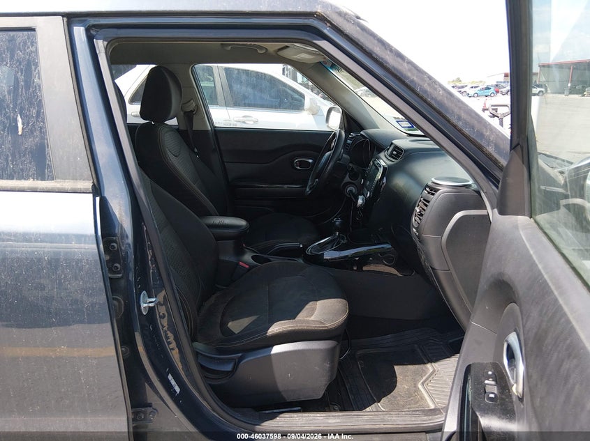 2016 KIA SOUL auction photo 5