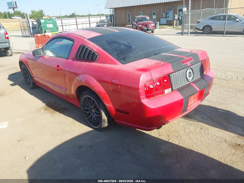 2005 FORD MUSTANG auction photo 3