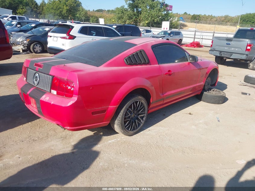 2005 FORD MUSTANG auction photo 4