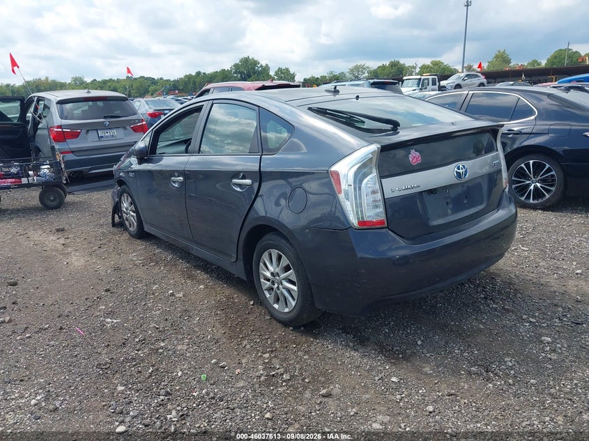 Vin: jtdkn3dp2d3045402, lot: 46537032, toyota prius plug-in 20133