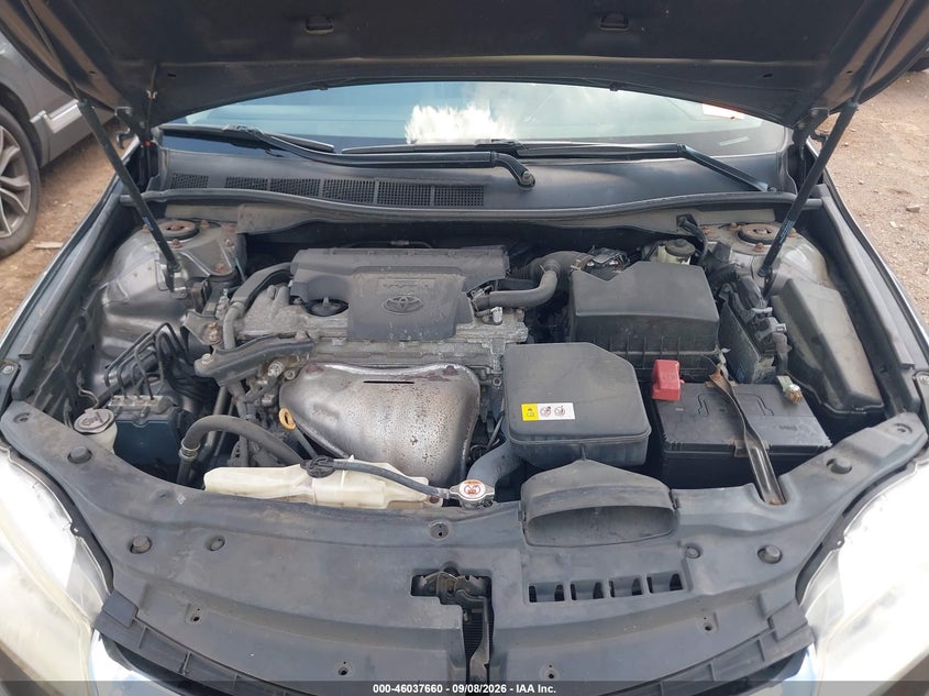 TOYOTA CAMRY - zdjęcie 10