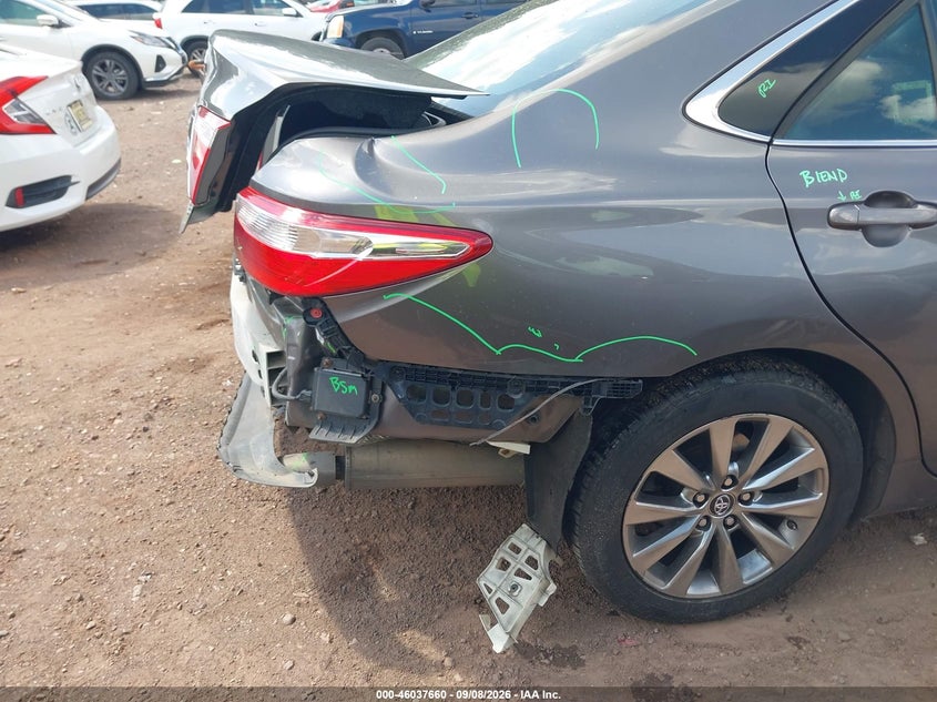 TOYOTA CAMRY - zdjęcie 6