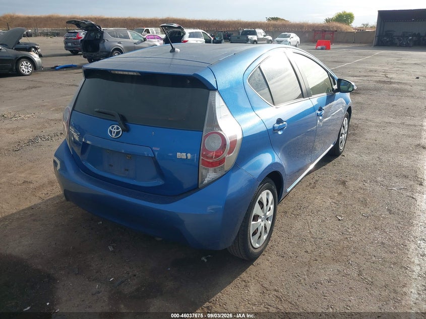 2012 TOYOTA PRIUS C auction photo 4