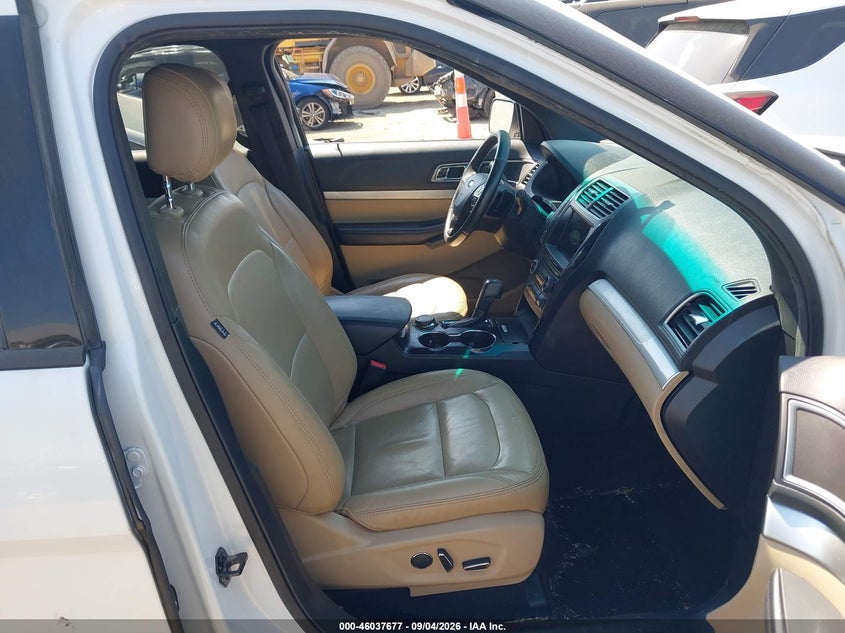 2017 FORD EXPLORER auction photo 5