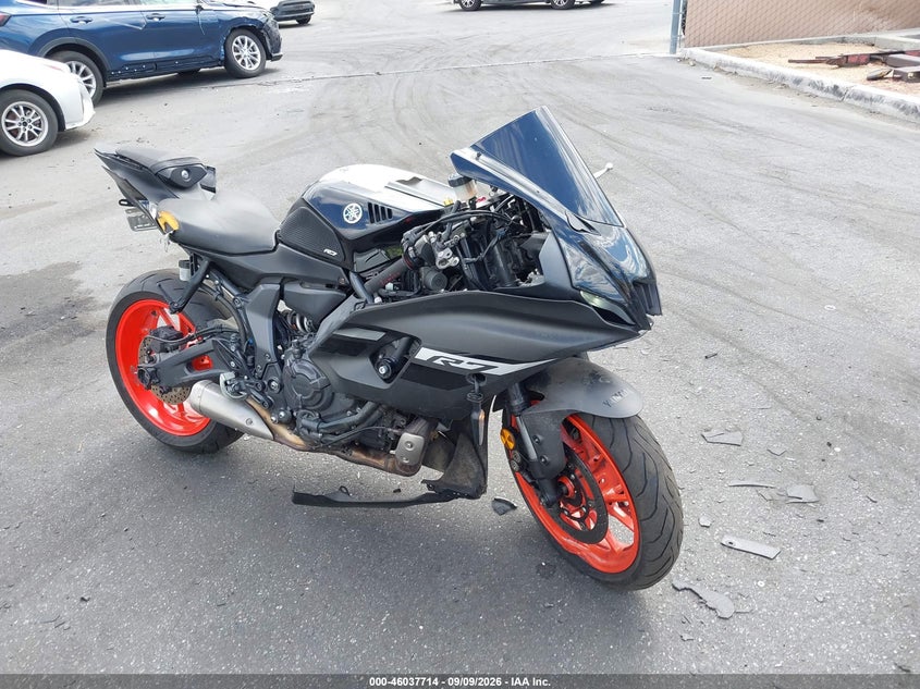 2023 Yamaha Yzfr7