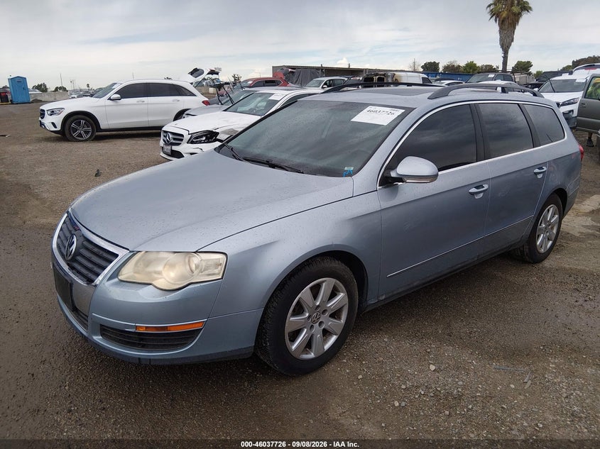 2007 VOLKSWAGEN PASSAT auction photo 2