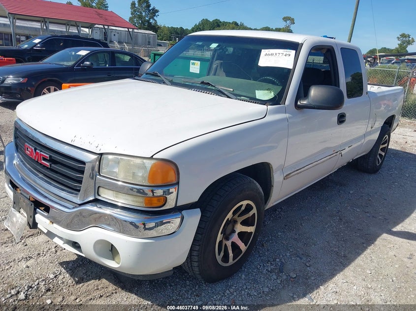 2005 GMC SIERRA 1500 auction photo 2