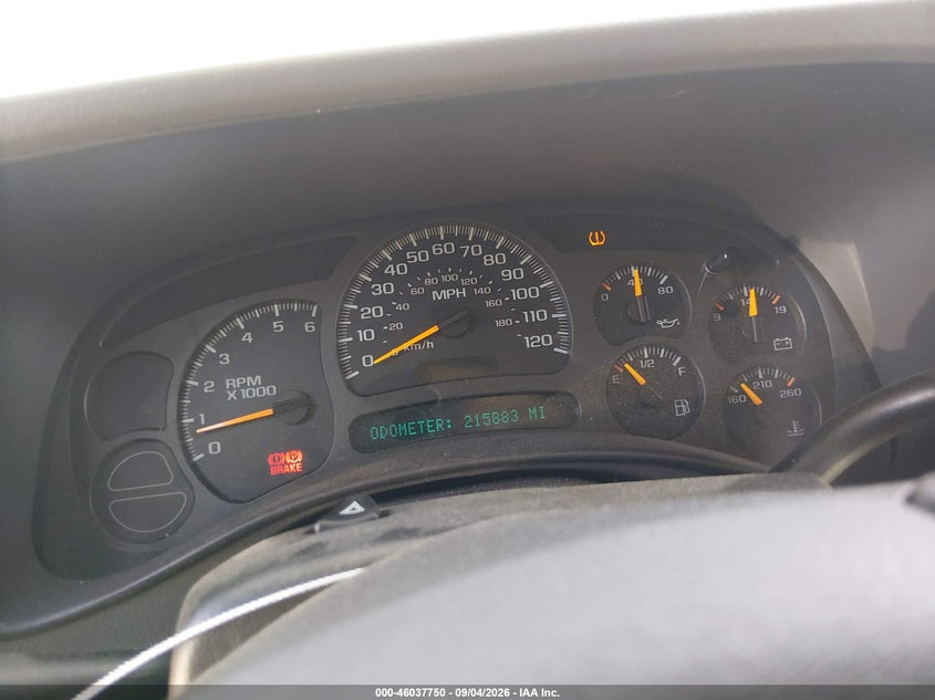 2004 CHEVROLET SUBURBAN auction photo 7
