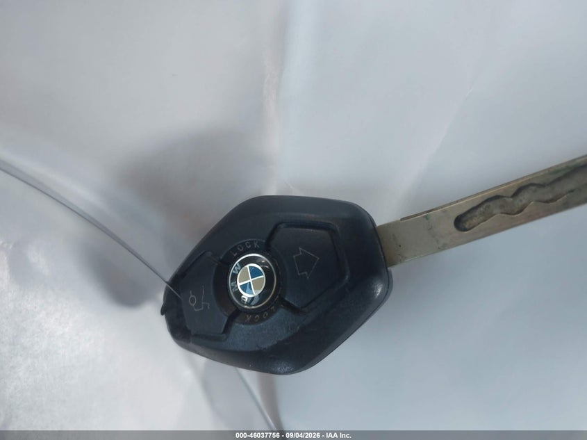 BMW Z4 2003 VIN 4USBT53453LU04419
