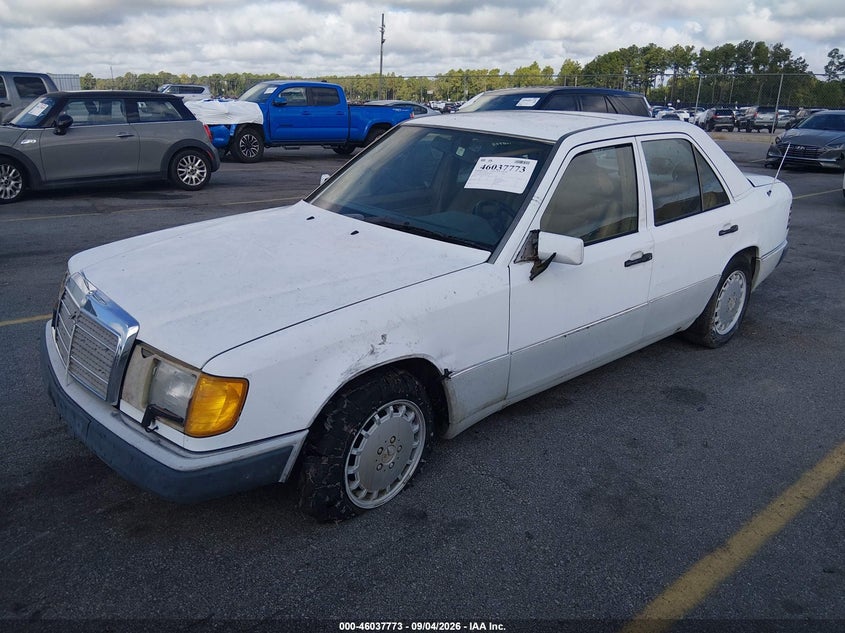 MERCEDES-BENZ 300 1991 VIN WDBEA30DXMB438072