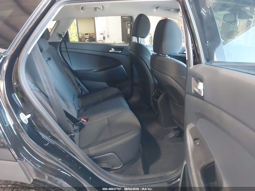 2019 HYUNDAI TUCSON auction photo 8