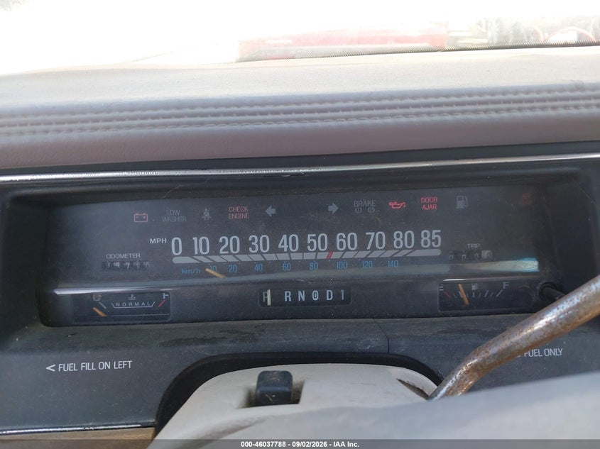 1991 LINCOLN TOWN CAR auction photo 7