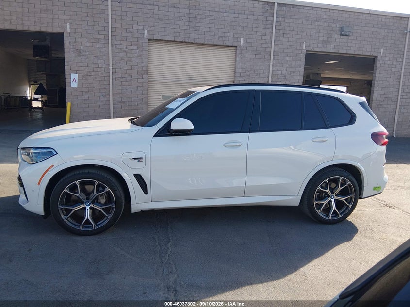 2023 BMW X5 PHEV XDRIVE45E · Фото 14
