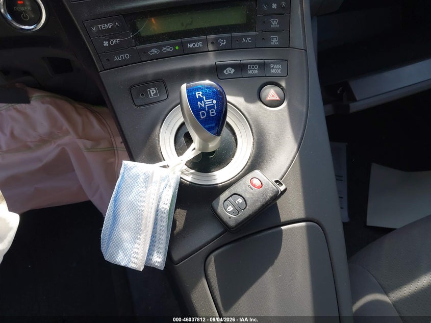 2011 TOYOTA PRIUS HATCHBACK 1.8L I-4 DOHC, VVT, REGULAR , 98HP