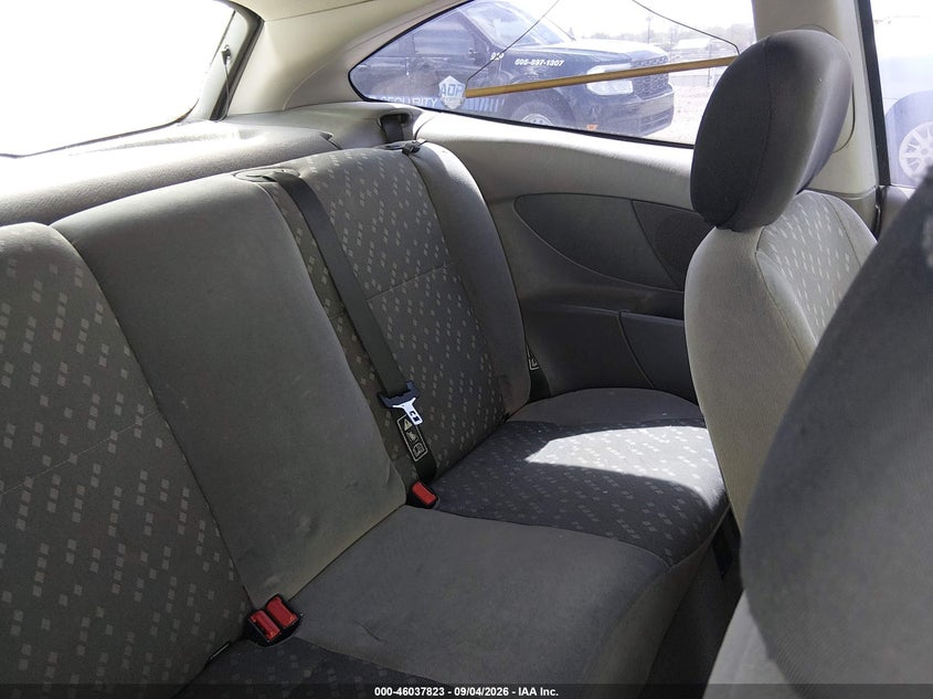 2002 FORD FOCUS HATCHBACK 2.0L I-4 DOHC, REGULAR , 130HP