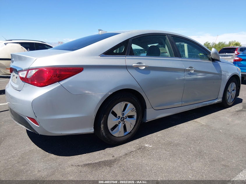 2014 HYUNDAI SONATA auction photo 4