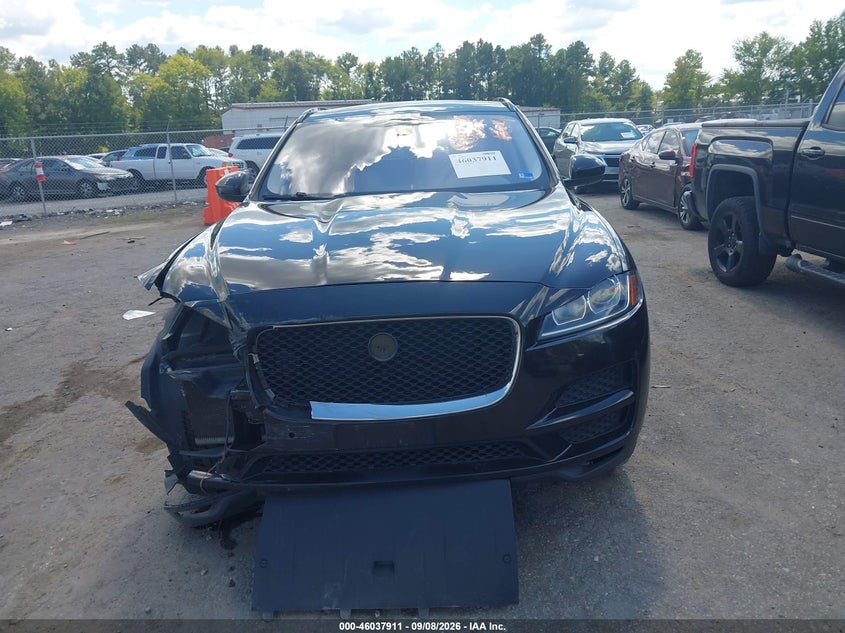 JAGUAR F-PACE - zdjęcie 12