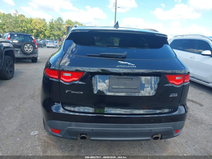 JAGUAR F-PACE - zdjęcie 16