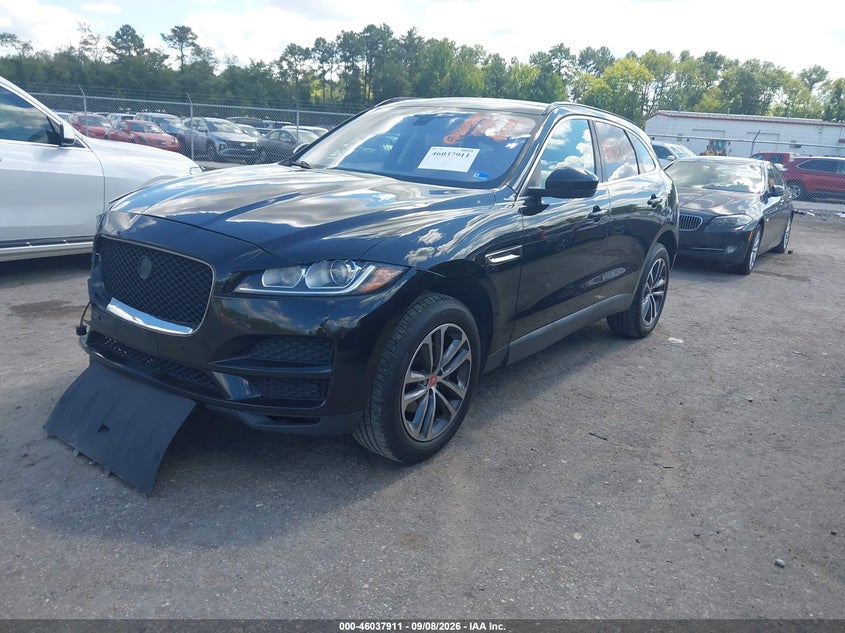 JAGUAR F-PACE - zdjęcie 2