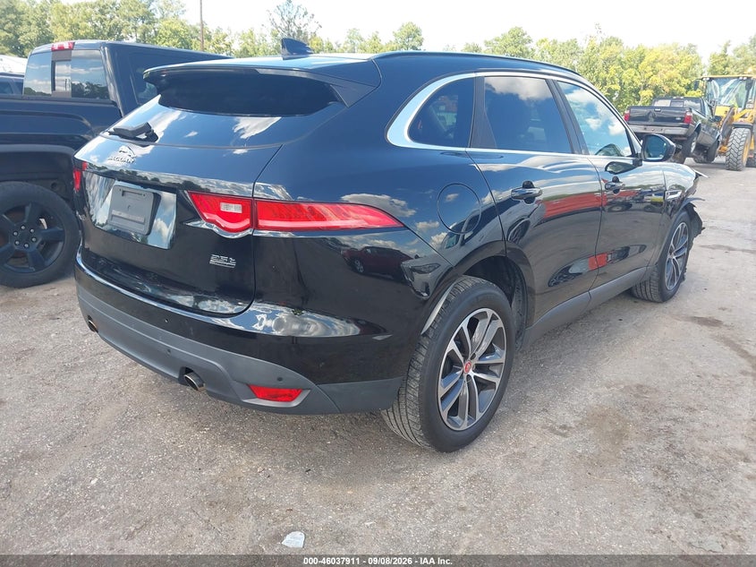 JAGUAR F-PACE - zdjęcie 4