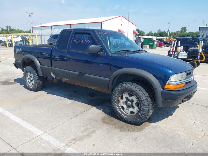 2000 CHEVROLET S-10 auction photo 1