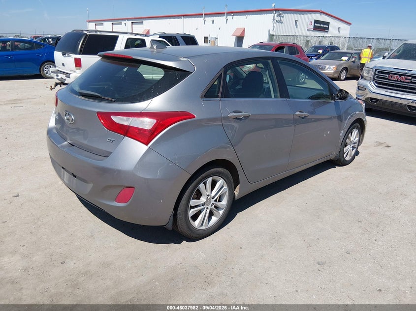 2013 HYUNDAI ELANTRA GT auction photo 4
