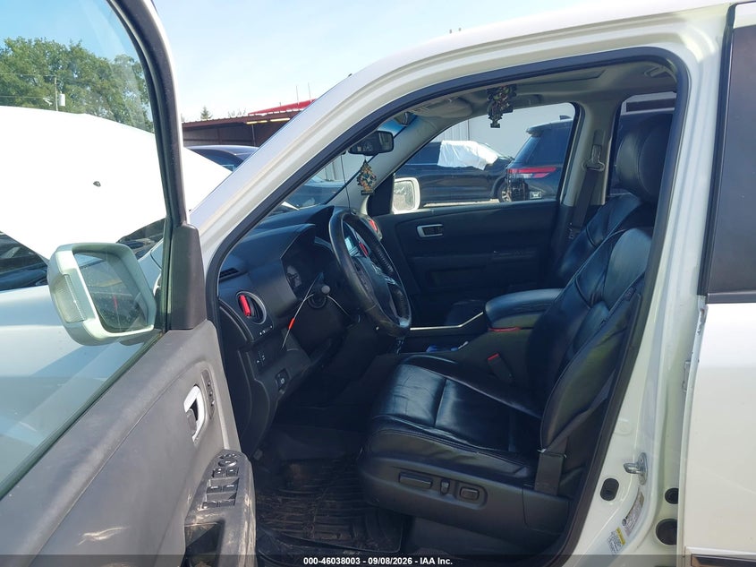 2011 HONDA PILOT auction photo 5