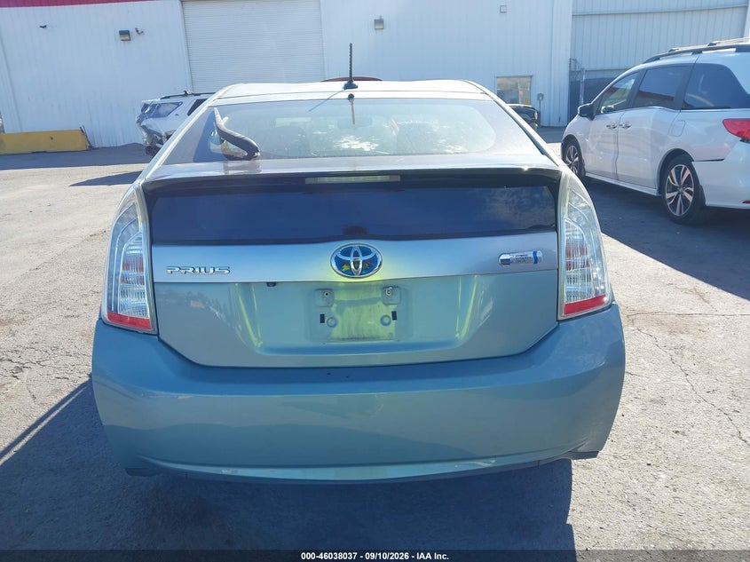 TOYOTA PRIUS PLUG-IN - zdjęcie 16