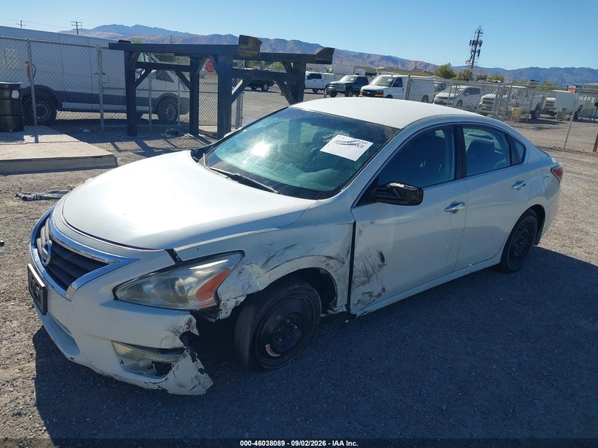 2015 NISSAN ALTIMA auction photo 2