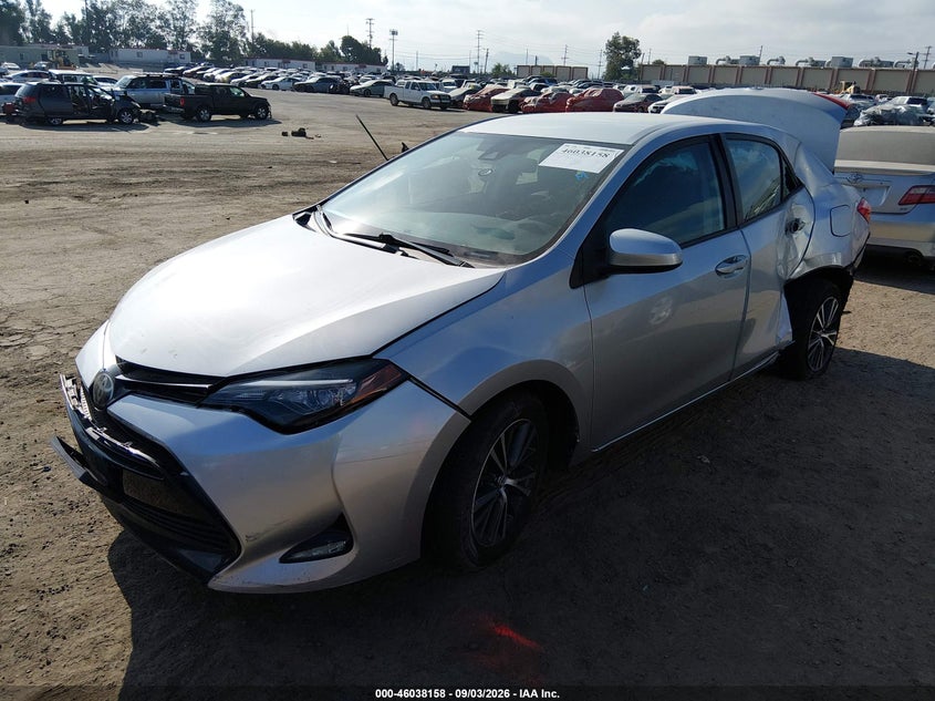 2017 Toyota Corolla, Перед і зад, IAAI, VIN 5YFBURHE7HP589664 — фото 2
