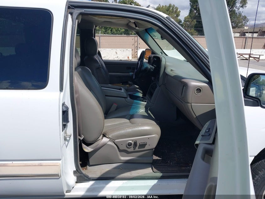 2005 CHEVROLET SILVERADO PICKUP 5.3L V-8 REGULAR , 310HP