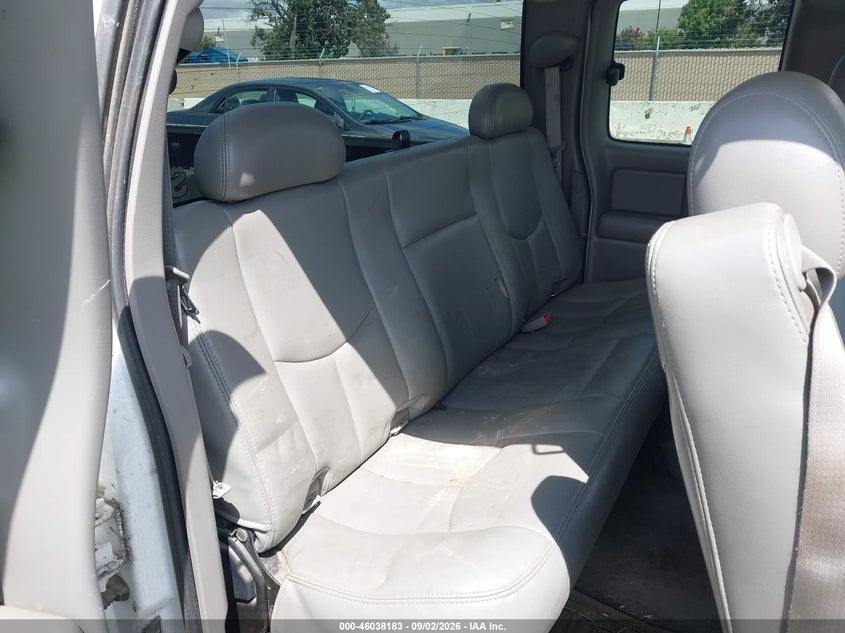 2005 CHEVROLET SILVERADO PICKUP 5.3L V-8 REGULAR , 310HP