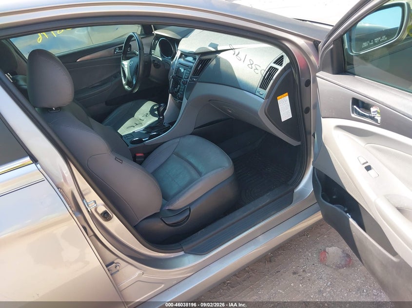 2012 HYUNDAI SONATA HYBRID auction photo 5