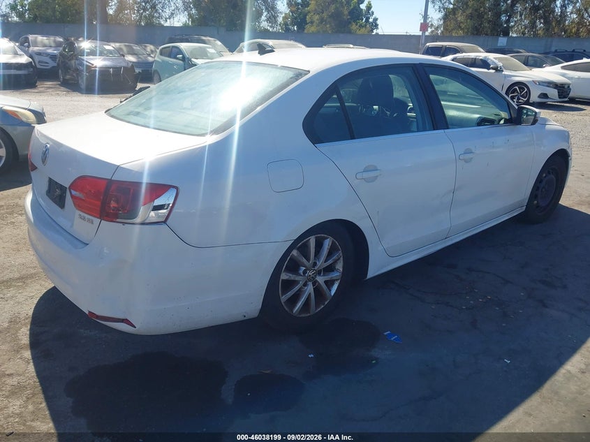 2013 VOLKSWAGEN JETTA auction photo 4