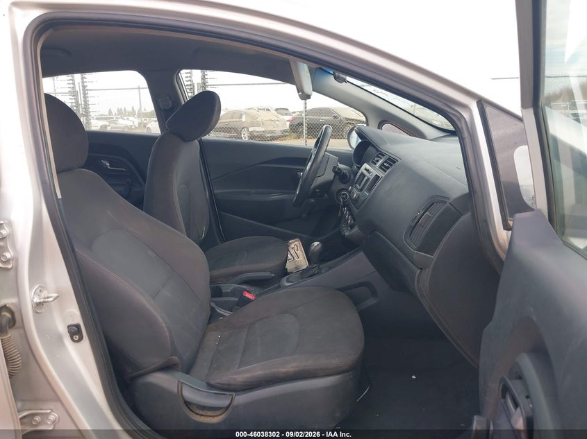 2013 KIA RIO auction photo 5